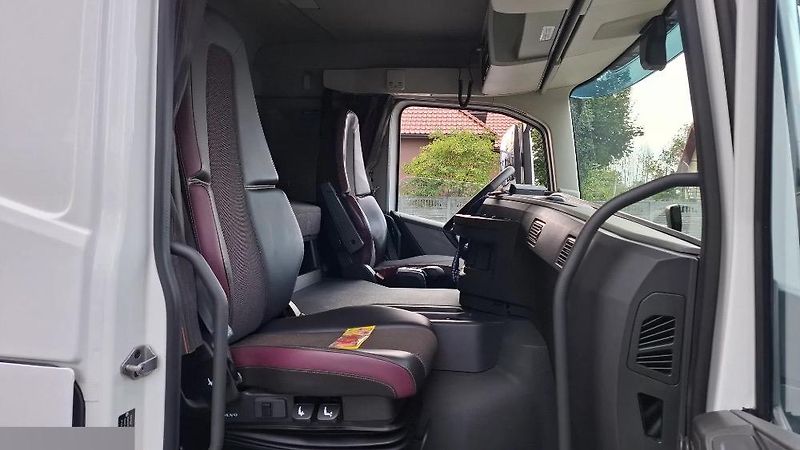 Volvo FM (2022) 380 6x2 chlaďák EURO 6 - fotka 20 z 25