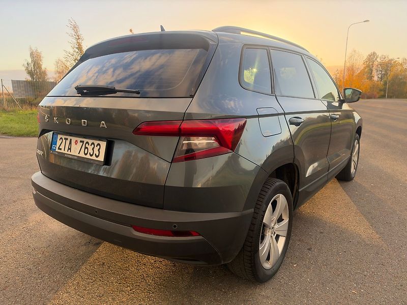 Škoda Karoq 1,5 TSI 110 kW ELEGANCE - fotka 5 z 14