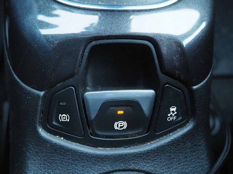 Jeep Compass (2021) 1.3iPHEV 4Xe 177kW S AT,PANO - fotka 36 z 36