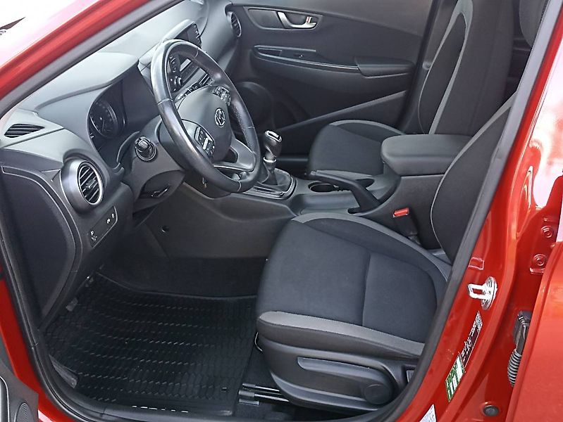 Hyundai Kona (2019) 1.0 T-GDI 88kW tažné manuál - fotka 7 z 27