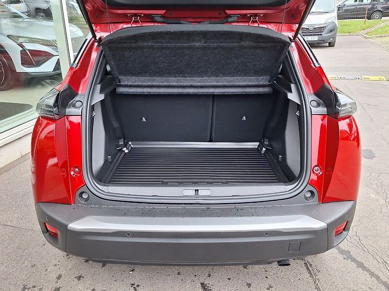 Peugeot 2008 (2026) ALLURE Hybrid 145 e-DCS6 - fotka 6 z 22