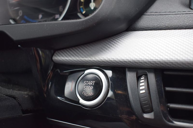 BMW X6 (2015) 40d Xdrive/Navi/větraná sed - fotka 16 z 35