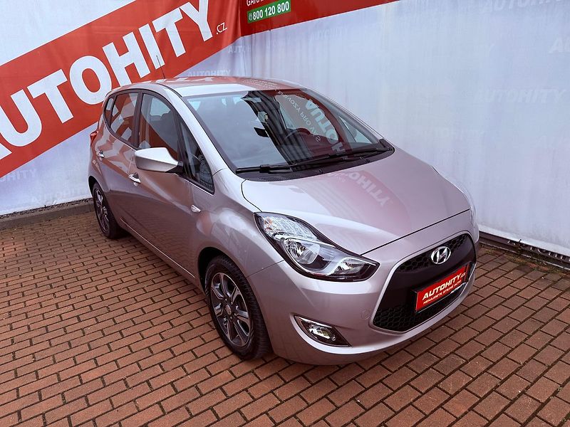 Hyundai ix20 1.6 Comfort, Navi, AutoAC - fotka 3 z 26