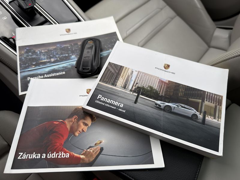 Porsche Panamera (2019) 4S Sport 2.9 324 kW CHRONO - fotka 50 z 51