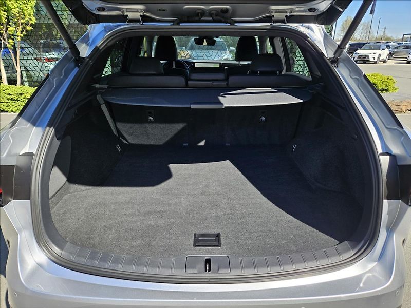 Lexus RX 350h 2,5 Executive - fotka 13 z 15