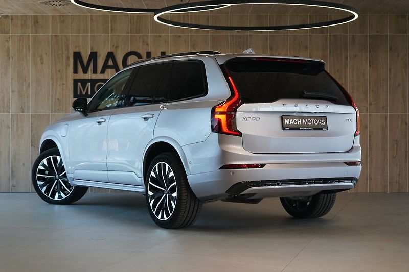 Volvo XC90 T8 PLUS Dark, Head-up, 360° - fotka 11 z 50