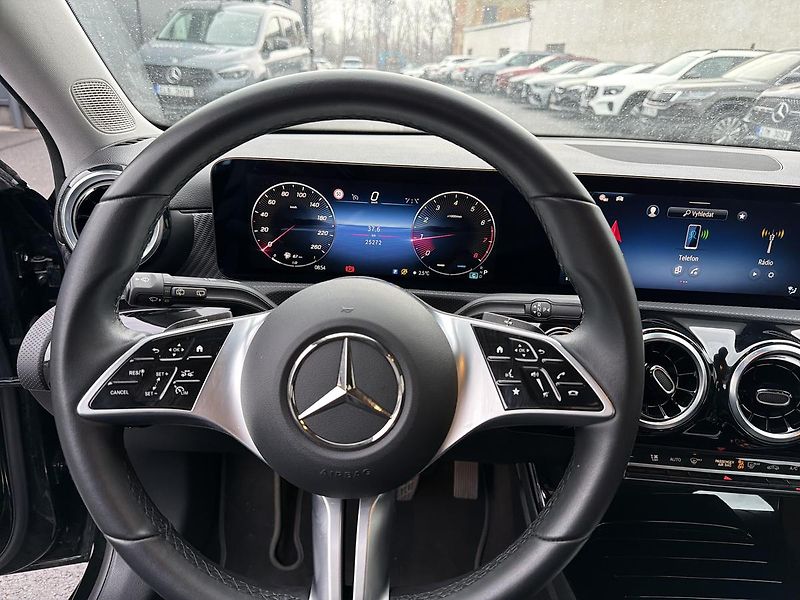 Mercedes-Benz Třídy A A 200, 1.majitel, CZ - fotka 10 z 15