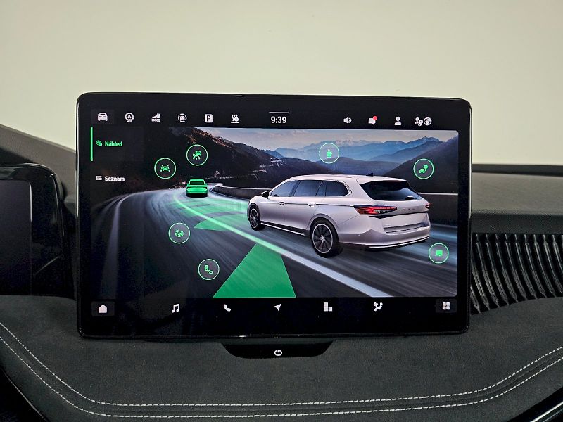 Škoda Superb (2025) 2.0TSi 195kW 4X4 SPORTLINE WEB - fotka 18 z 39