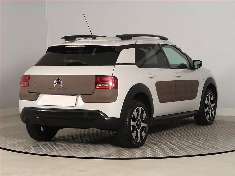 Citroën C4 Cactus (2014) 1.2 PureTech, Serv.kniha, Navi - fotka 5 z 19