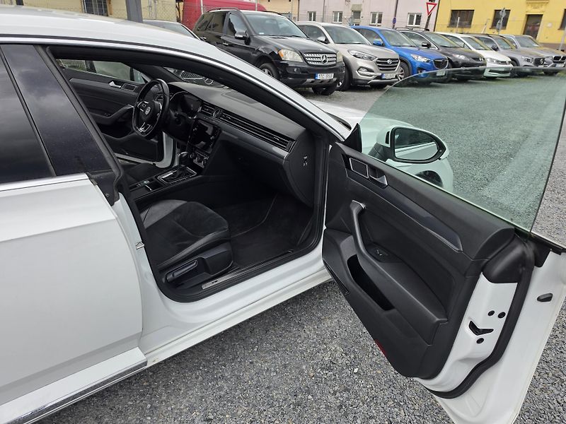 Volkswagen Arteon 2.0 TDI R-Line TZ Led Alcantra - fotka 11 z 19