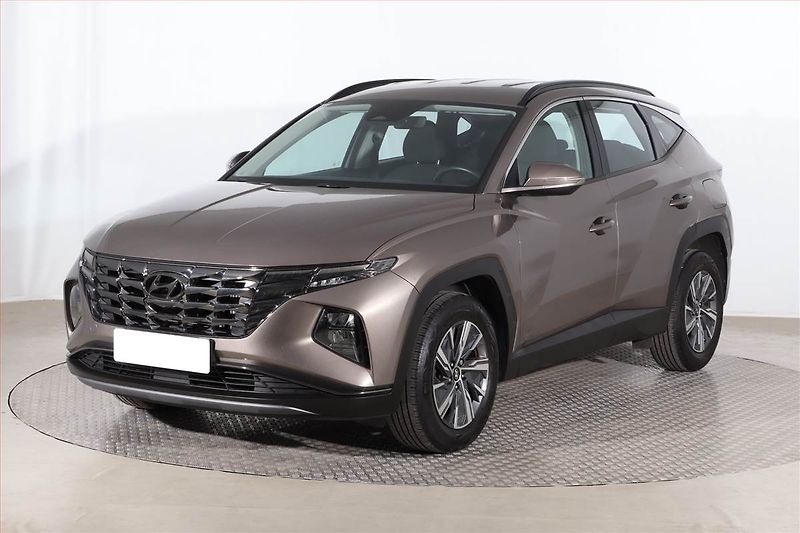 Hyundai Tucson (2022) 1.6 T-GDI - fotka 2 z 24