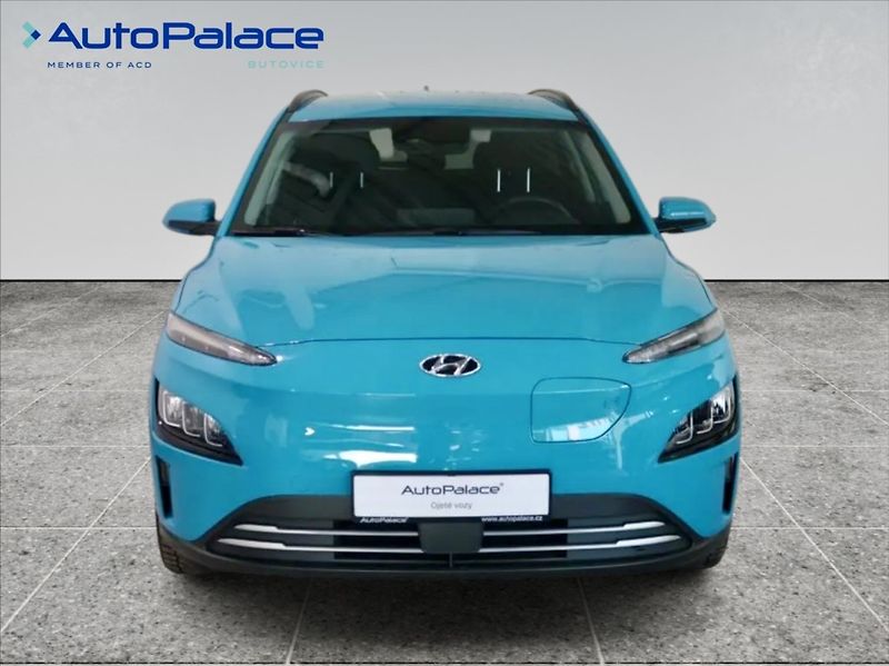 Hyundai Kona 0,0 POWER CZECH EDITION 150KW - fotka 2 z 22