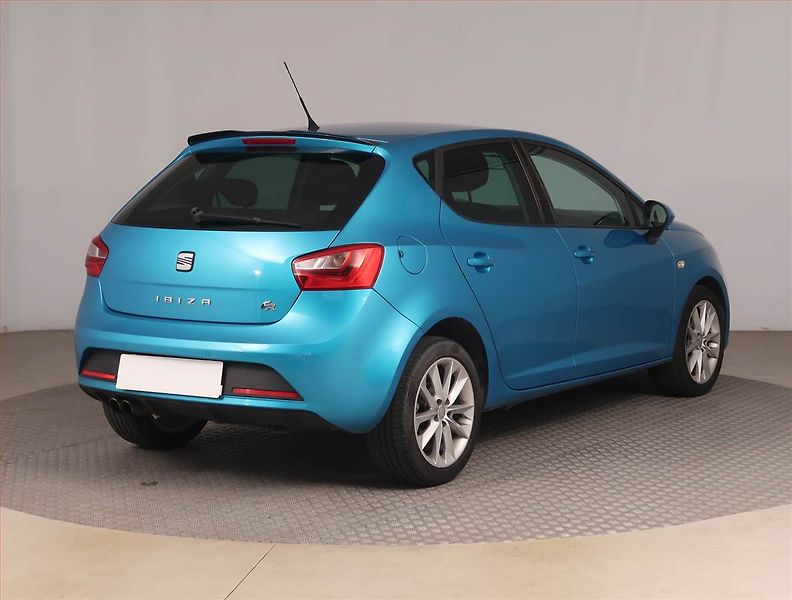 Seat Ibiza (2013) 1.2 TSI, Tempomat - fotka 5 z 17