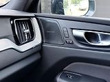 Volvo XC60 T8 AWD RECH.+sada zimních kol  - náhled 27