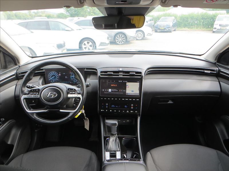 Hyundai Tucson 1,6 CRDi mHEV DCT Smart 100 kW - fotka 28 z 28