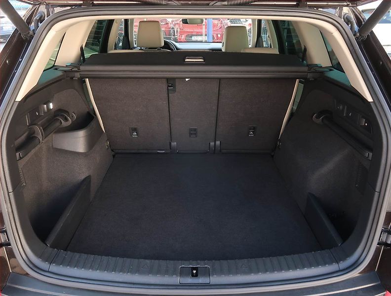 Škoda Kodiaq (2019) Laurin&Klement 2.0 TDI 4x4 - fotka 14 z 25