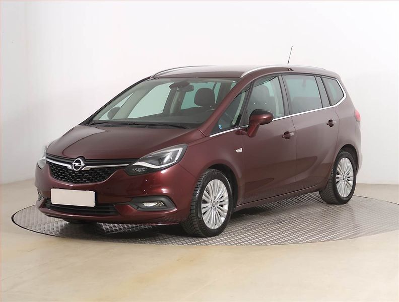 Opel Zafira (2018) 2.0 CDTI, Automat, 7 míst - fotka 2 z 22