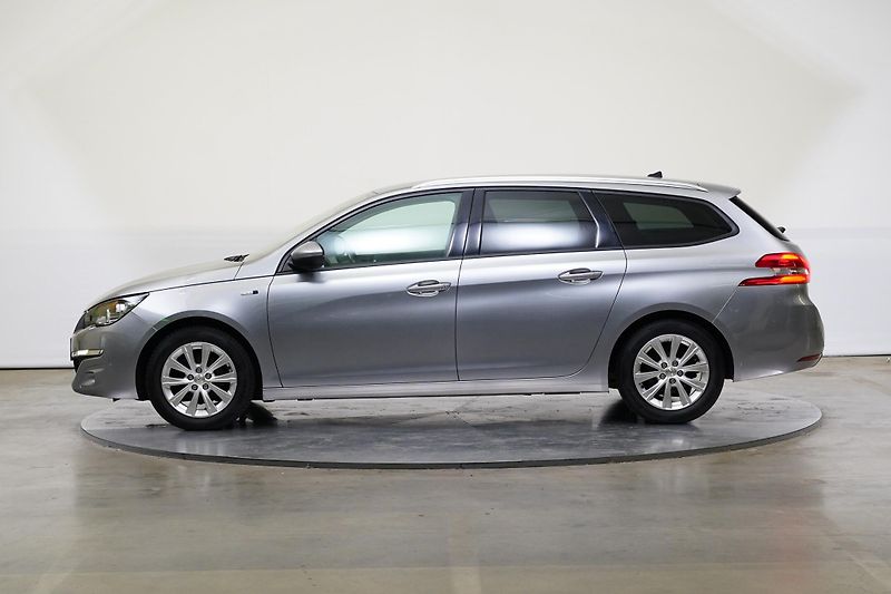Peugeot 308 - fotka 3 z 25