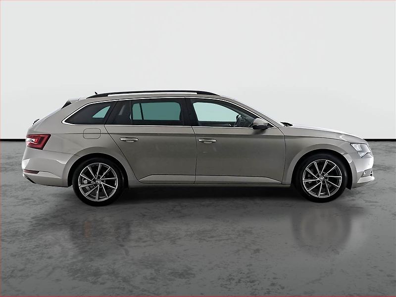 Škoda Superb (2018) Ambition 2.0 TDI, Automat - fotka 6 z 19
