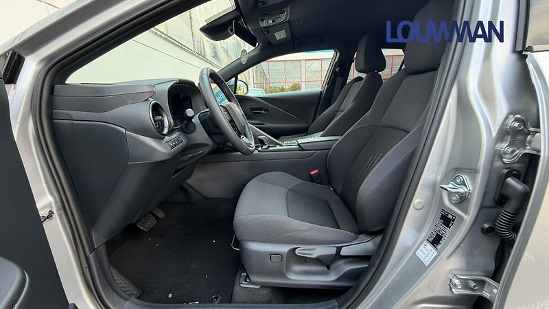 Toyota C-HR 2.0 PHEV Style - fotka 13 z 25