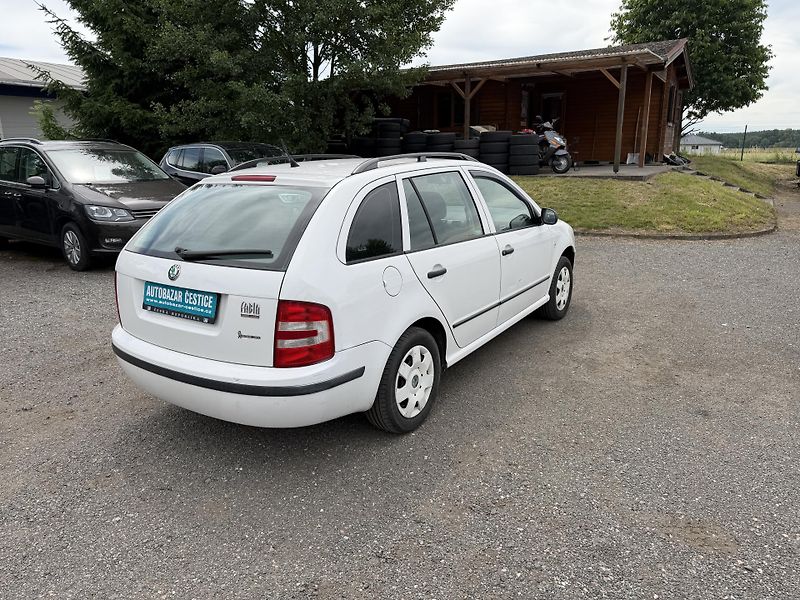 Škoda Fabia 1.2i - fotka 6 z 20