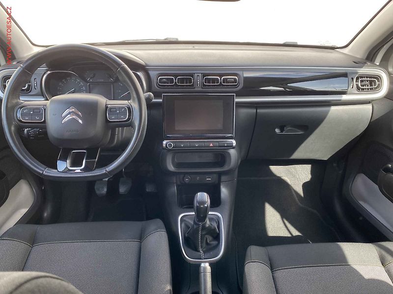 Citroën C3 (2017) 1.2i, 1.maj,ČR, AC, park - fotka 8 z 15