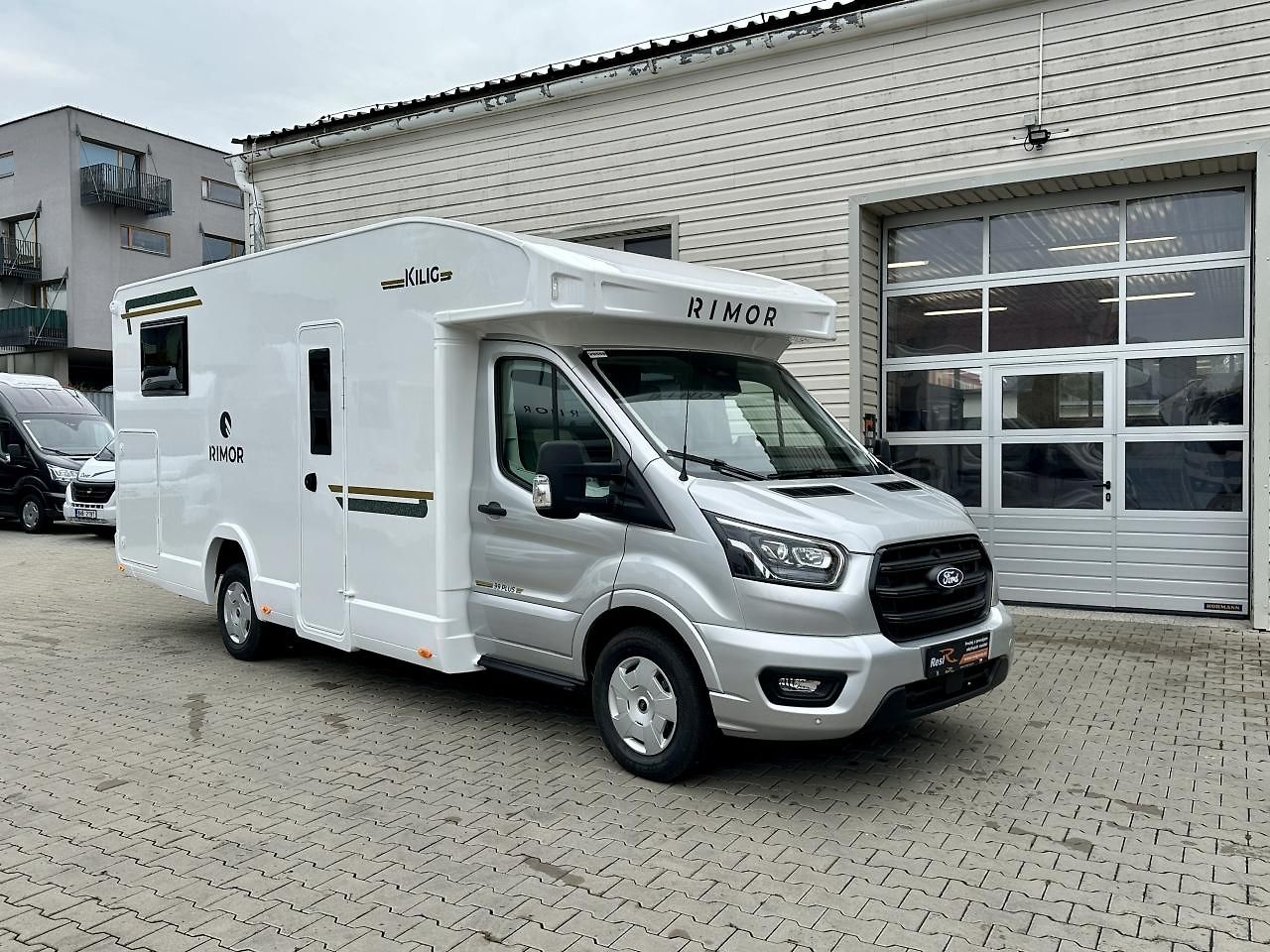 Rimor KILIG 99+-121KW-AUT-XEN-3500KG | TipCars.com