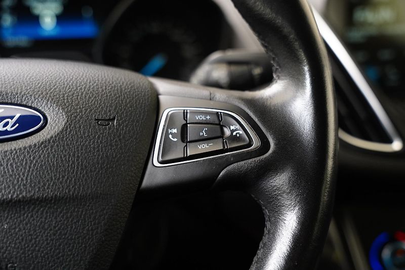 Ford Grand C-MAX - fotka 16 z 24
