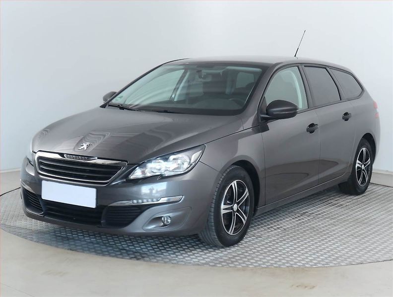 Peugeot 308 (2016) 1.6 BlueHDi, Serv.kniha - fotka 2 z 16