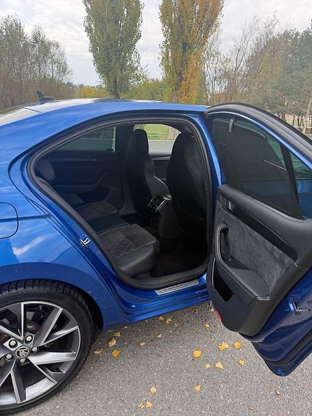Škoda Superb (2022) ŠKODA SUPERB SPORTLINE 4x4  - fotka 4 z 20