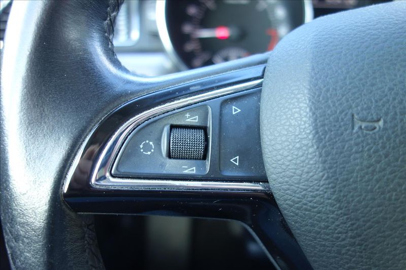 Škoda Superb 2,0 TDi 103KW,ČR,ACTIVE,4x4. - fotka 29 z 35
