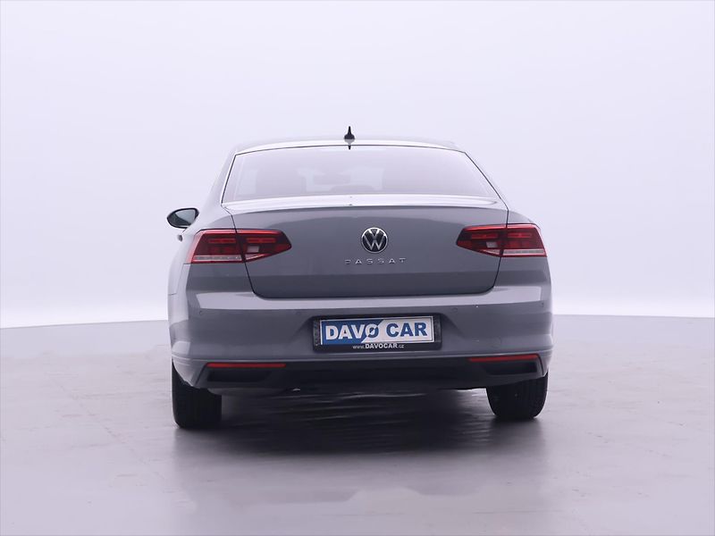 Volkswagen Passat 1,5 TSI DSG Business CZ DPH - fotka 6 z 30