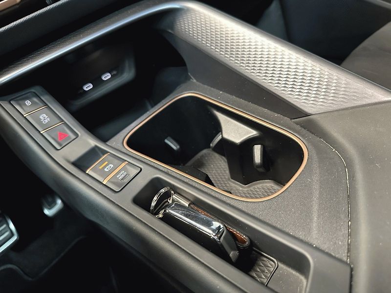 Cupra Terramar (2025) 2.0 TSI 265k 4WD DSG *HD MTRX* - fotka 25 z 25