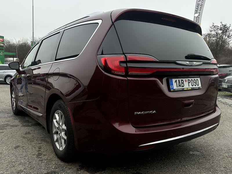 Chrysler Pacifica (2021) Chrysler Pacifica 2021 - fotka 4 z 22