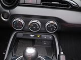 Mazda MX-5 2,0 Skyactiv-G160 118kW Revolu - náhled 25