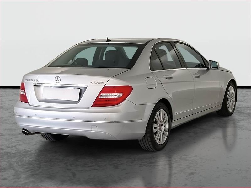 Mercedes-Benz Třídy C (2011) C 250 CDI 4MATIC, 4X4 - fotka 5 z 23