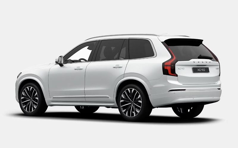 Volvo XC90 (2026) B5 AWD AUT BRIGHT PLUS 7míst - fotka 6 z 12
