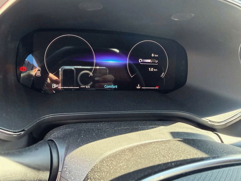 Renault Captur (2026) techno Eco-G 120 - fotka 14 z 25
