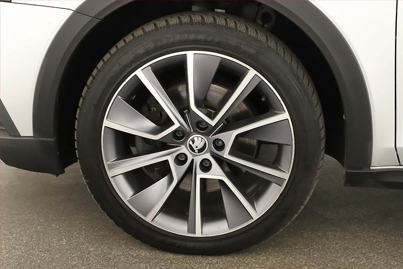 Škoda Octavia (2021) Scout 2.0 TDI - fotka 16 z 16