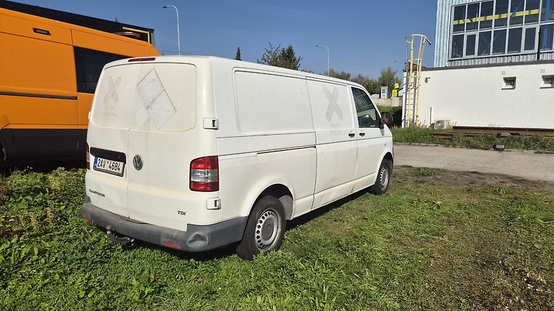 Volkswagen Transporter (2012) - fotka 5 z 18
