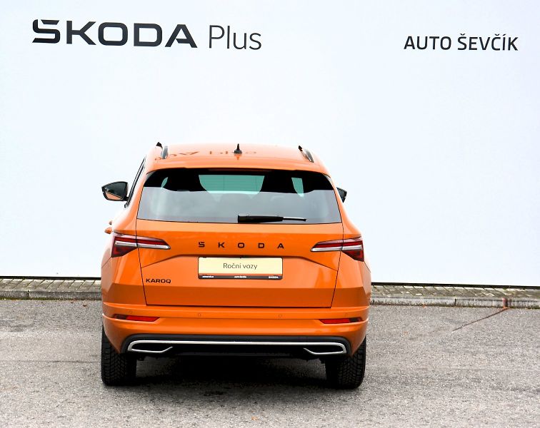 Škoda Karoq (2026) SportLine 1,5 TSI 110 kW 7 AP - fotka 9 z 20