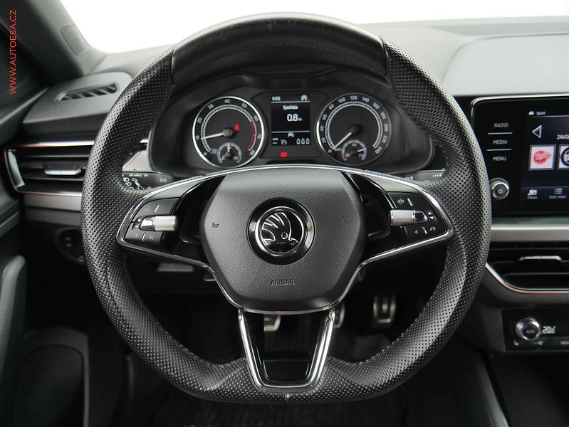 Škoda Scala (2023) 1.5 TSi, ČR, Style, LED - fotka 14 z 21