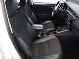 Toyota Auris (2013) Hybrid, Automat, Serv.kniha - náhled 7
