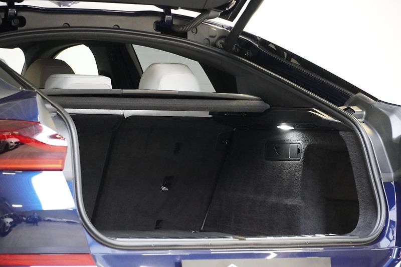 BMW X6 Xdrive40i,M-Paket,ČR,DPH,1.MAJ - fotka 9 z 34
