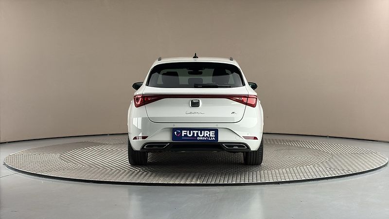 Seat Leon 2.0 TDI DSG FR Sportstourer - fotka 5 z 26