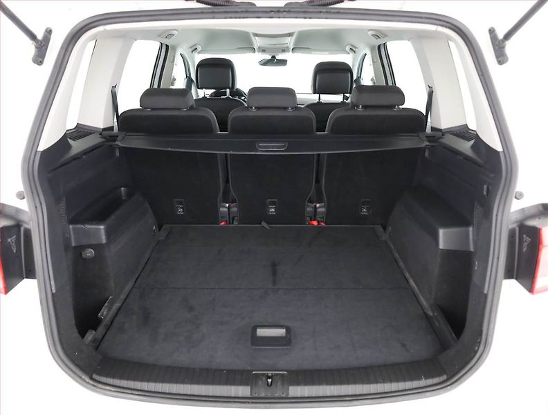 Volkswagen Touran (2016) Comfortline 2.0 TDI - fotka 17 z 17