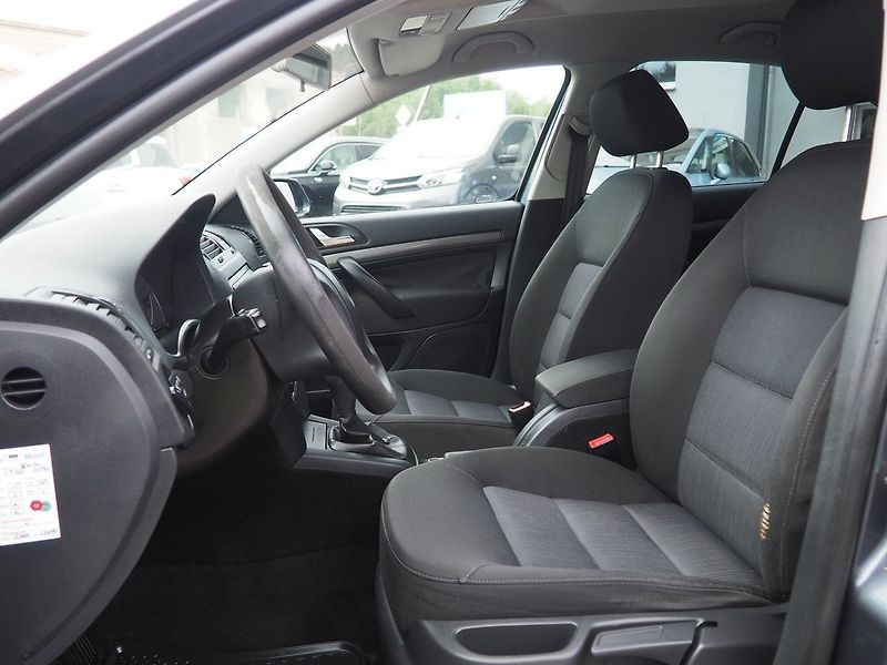 Škoda Octavia (2008) 1.9 TDI, 77 kW - fotka 10 z 42