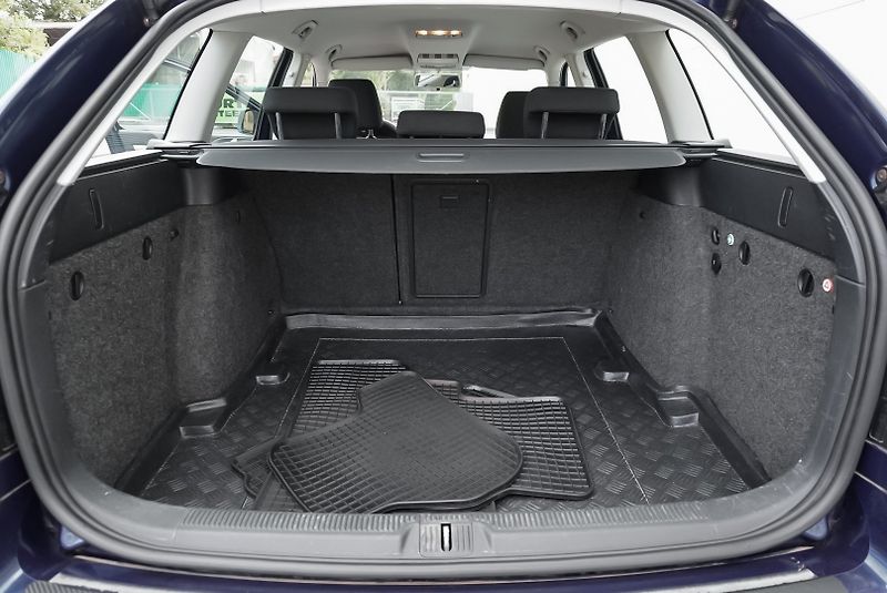 Škoda Octavia 1.4 MPI AMBIENTE - fotka 22 z 26