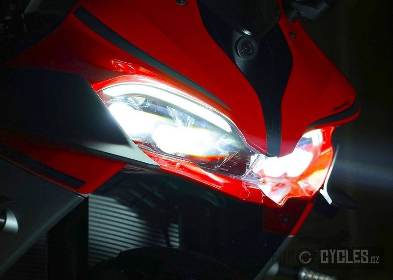 QJ Motor (2026) SRK 921 RR - fotka 19 z 27
