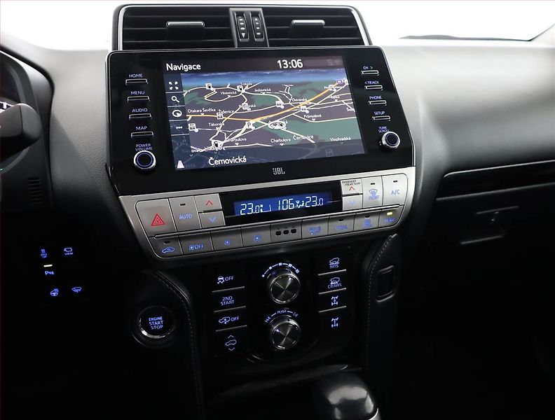 Toyota Land Cruiser (2023) 2.8 D-4D - fotka 10 z 20